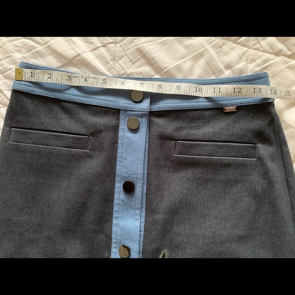 NWOT-Women’s, St. John, cotton skirt, blue, size small - Picture 12 of 14